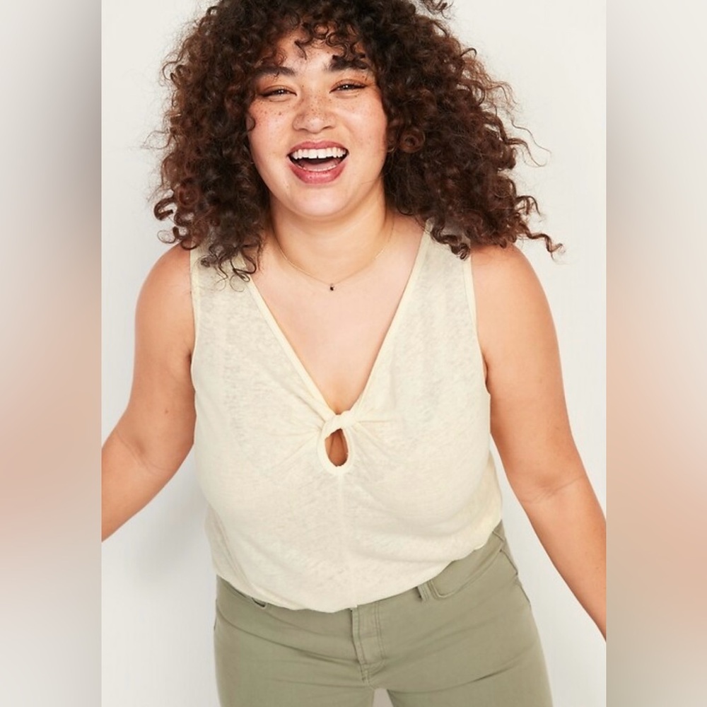 Old Navy | Twist-Front Linen-Blend V-Neck Tank Top | Celestine | L